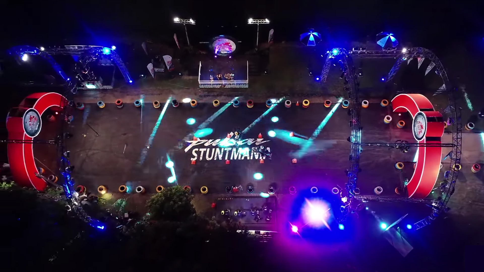 Pulsar Stuntmania 2019 Ground